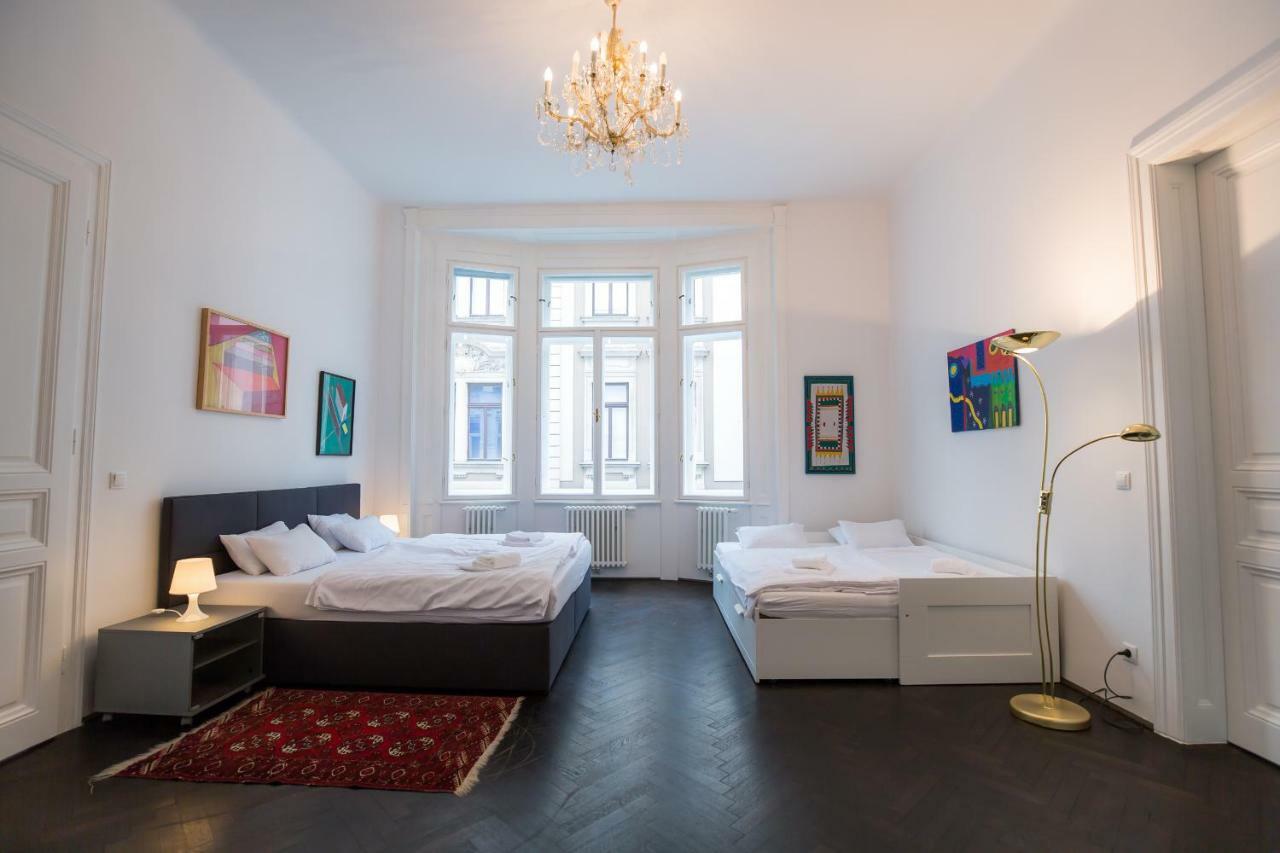 Grand Soho Apartment Vienna Exterior photo