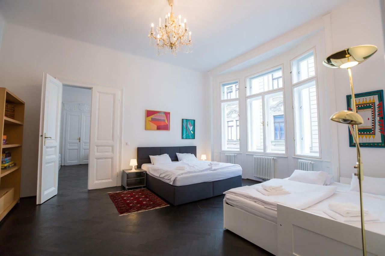 Grand Soho Apartment Vienna Exterior photo